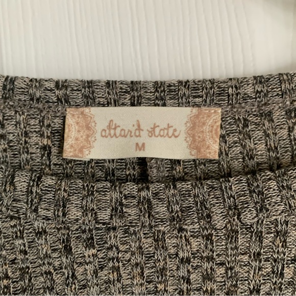 Altar’d State Marbled Sweater Blouse - medium - Picture 4 of 6